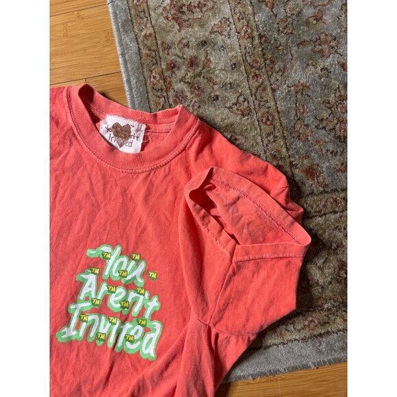 Pure Atlanta Coral Orange Hyde Park Graphic Tee Shirt You Aren’t Invited Small - Picture 8 of 9